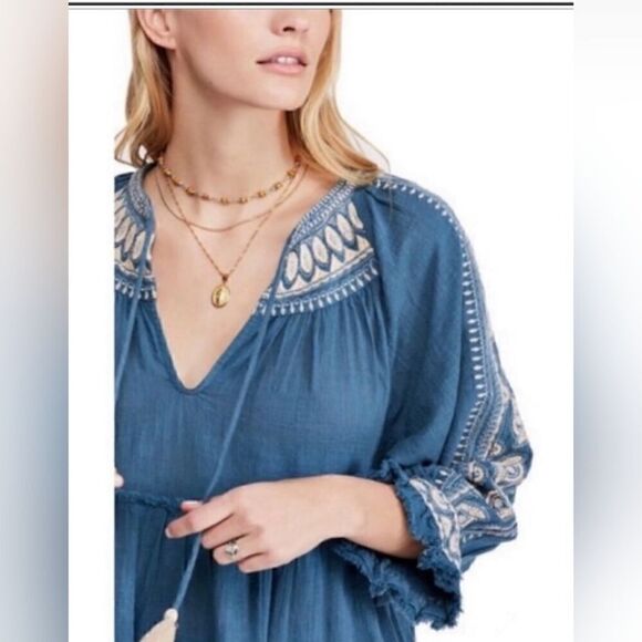 Free People V-neck oversized fit embroidered teal tunic top size small - Picture 3 of 15